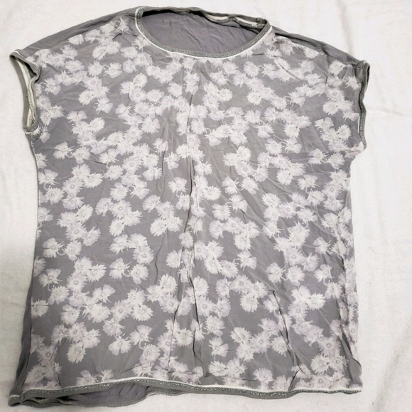 Short sleeve Top - Picture 1 of 1